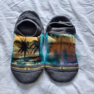 MERGE4 - Maia Negre Liquid Sunset Artist Watercolor No Show Socks, Large